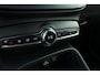 Volvo XC40 1.5 T2 Momentum Core | Navigatie| Park Assist Camera| Elektrische bedienbare achterklep|