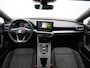 SEAT Leon Sportstourer 1.0 eTSI 110 pk DSG FR Business Intense | Panoramadak | Stuur-/stoelverwarming | Achteruitrijcamera | Navigatie | Adaptive Cruise