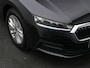 Skoda Octavia Combi 1.0 TSI 110 pk Business Edition | Trekhaak | Navigatie | Parkeersensoren voor/achter | Carplay