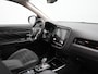 Mitsubishi Outlander 2.4 Intense Plug In Hybrid 225pk Dealer O.H. PHEV | Cruise Control | Camera | Alcantara Sporstoelen Verwarmd | Keyless | Apple Carplay | Navigatie | DAB |