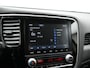 Mitsubishi Outlander 2.4 Intense Plug In Hybrid 225pk Dealer O.H. PHEV | Cruise Control | Camera | Alcantara Sporstoelen Verwarmd | Keyless | Apple Carplay | Navigatie | DAB |