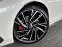 Volkswagen Golf 2.0 TSI GTI DSG Panodak / IQ / DCC / Harman Kardon /1 jaar volledige Bovag Garantie / Keyless entry / Spiegelpakket