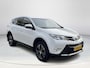 Toyota RAV4 2.0 Style 4WD | Automaat | Trekhaak | Navigatie | Bluetooth |