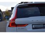 Volvo XC60 2.0 T6 Plug-in hybrid AWD R-Design VOL! Luchtvering, Trekhaak, Head-up, Panorama, Contourstoelen, Memory, 21 inch