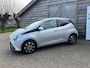 Toyota Aygo 1.0 VVT-i x-joy | Automaat! | Climate | Carplay | Camera | Bicolor velgen | Nog veel meer!