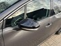 Peugeot 208 1.2 PureTech GT-line | Automaat | Navigatie via Telefoon | 17 inch Lichtmetalen Velgen | Trekhaak 1150 KG | Climate Control | Sensoren | Cruise Control | Mistlampen | LED Verlichting | Half Lederen Sportstoelen |