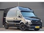Mercedes-Benz Sprinter 319 3.0 CDI V6 L2H2 AUT. LED, 360 CAMERA, ADAPT. CRUISE, TREKHAAK, MBUX 10'', STANDKACHEL, NAVI, CLIMA, PARKEERSENSOREN, APPLE CARPLAY, STOELVERWARMING