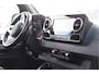 Mercedes-Benz Sprinter 319 3.0 CDI V6 L2H2 AUT. LED, 360 CAMERA, ADAPT. CRUISE, TREKHAAK, MBUX 10'', STANDKACHEL, NAVI, CLIMA, PARKEERSENSOREN, APPLE CARPLAY, STOELVERWARMING