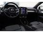 Volvo XC40 2.0 B4 Plus Dark | Voorstoelen elektrisch verstelbaar | Bestuurdersstoel met geheugenstanden | Trekhaak | Voorstoelen verwarmd | Stuurwiel verwarmd | Harman Kardon |