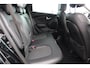 Hyundai ix35 1.6i-135pk GDI Business Edition. Keurig nette en stoere hoogzitter ! Trekhaak, Volautm. airco, Cruise control, Navigatie, Camera, LM wielen, Metallic lak etc.