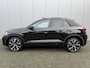 Volkswagen T-Roc 1.5 TSI R-Line blackstyle Carplay Camera Automaat