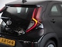 Toyota Aygo X 1.0 VVT-i S-CVT Play | Stoelverwarming | Achteruitrijcamera | Apple CarPlay/ Android Auto (draadloos) | Adaptive Cruise Control | Grootlichtassistentie |