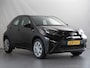 Toyota Aygo X 1.0 VVT-i S-CVT Play | Stoelverwarming | Achteruitrijcamera | Apple CarPlay/ Android Auto (draadloos) | Adaptive Cruise Control | Grootlichtassistentie |