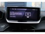 Peugeot 2008 1.2 Hybrid 136 Allure | Airco (automatisch) | Apple Carplay/Android Auto|telefoonintegratie premium | Armsteun achter