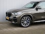 BMW X5 xDrive45e High Executive 394 Pk Automaat M-sport / Trekhaak / Laser light / Leer / Pano-dak / DAB / Apple Carplay