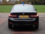 BMW 3-Serie 318i SPORTLINE VIRTUAL/DAB/CARPLAY/SFEERVERLICHTING/SPORTSTOEL