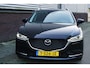 Mazda 6 Sportbreak 2.0 SkyActiv-G 165 Zwart metallic/Trekhaak/Head-Up /Nederlandse auto.