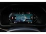 Volvo XC90 2.0 T8 Plug-in hybrid AWD Plus Bright | Verwacht medio december | Adaptieve luchtvering met Four-C Technologie | Panoramadak | Head-up Display | Harman Kardon audio systeem | 7 Zitplaatsen | Rondomzicht Camera | Apple CarPlay |