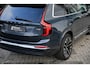 Volvo XC90 2.0 T8 Plug-in hybrid AWD Plus Bright | Verwacht medio december | Adaptieve luchtvering met Four-C Technologie | Panoramadak | Head-up Display | Harman Kardon audio systeem | 7 Zitplaatsen | Rondomzicht Camera | Apple CarPlay |