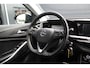 Opel Grandland 1.2 Turbo Level 4 | Automaat | Incl. 12 maanden garantie | Apple Carplay | Stoel en stuurverwarming | Sportstoelen | Virtueel dashboard | Cruise control | Climate control | Verkeersbord herkenning | Parkeersensoren | Lane assist | Draadloos telefoon laden |