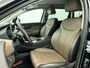 Hyundai Santa Fe 1.6 PHEV Comfort Smart Sky 265pk Automaat | Trekhaak | Schuif/Kanteldak | Navigatie | Climate Control | Adaptieve Cruise Control | Achteruitrijcamera | 19" Lichtmetalen Velgen | Keyless Entry/Start | Dodehoek Detectie | Verwarmbare Voorstoelen | Apple Carplay/Android Auto |