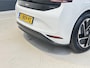 Volkswagen ID.3 Life 58 kWh | NL | SOH 89% | Apple Carplay/ Android Auto | Navigatie | Trekhaak | PDC |