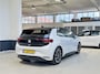 Volkswagen ID.3 Life 58 kWh | NL | SOH 89% | Apple Carplay/ Android Auto | Navigatie | Trekhaak | PDC |