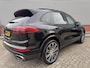 Porsche Cayenne 3.0 D Platinum Edition | NL auto | Panoramadak | Chrono | Luchtvering | Velgen 21" |