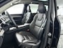 Volvo XC90 T8 Plug-in hybrid AWD Ultra Dark | Panoramdak | 360° camera | Bowers & Wilkins | Luchtvering | Stoelventilatie | Stoel- en Stuurverwarming | Trekhaak
