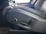 Volvo XC90 T8 Plug-in hybrid AWD Ultra Dark | Panoramdak | 360° camera | Bowers & Wilkins | Luchtvering | Stoelventilatie | Stoel- en Stuurverwarming | Trekhaak
