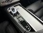 Volvo XC90 T8 Plug-in hybrid AWD Ultra Dark | Panoramdak | 360° camera | Bowers & Wilkins | Luchtvering | Stoelventilatie | Stoel- en Stuurverwarming | Trekhaak