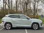 Hyundai Kona 1.6 GDI HEV N Line Edition | N-Line exterieur & Pack N-Line interieur | 18'' Lichtmetalen velgen 2-tone | Direct leverbaar | Donker getint glas |