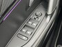 Peugeot 208 Hybrid 136 e-DCS6 GT / Adaptieve Cruise Control / Navigatie-pakket / Parkeersensoren Voor & Achter / Apple Carplay & Android Auto / Parkeercamera Voor & Achter / Climate Control / Dodehoekdetectie /