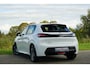 Peugeot 208 1.2 PureTech Active Pack - Blanc Banquise - Carplay/Nav/PDC