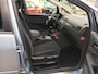Ford C-Max Focus 2.0-16V Ghia | Bluetooth | Climate Controle | Cruise Controle | Licht metalen velgen | Zonne schermpjes | Trekhaak | Mag 1.400Kg Trekken | Radio/CD |