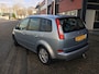 Ford C-Max Focus 2.0-16V Ghia | Bluetooth | Climate Controle | Cruise Controle | Licht metalen velgen | Zonne schermpjes | Trekhaak | Mag 1.400Kg Trekken | Radio/CD |
