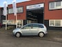 Ford C-Max Focus 2.0-16V Ghia | Bluetooth | Climate Controle | Cruise Controle | Licht metalen velgen | Zonne schermpjes | Trekhaak | Mag 1.400Kg Trekken | Radio/CD |