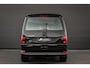 Volkswagen Transporter 2.0 TDI L2H1 30 DC BULLI 150PK DUBBEL CABINE / LEDEREN BEKLEDING / PDC / VERLAGINGSVEREN / APPLE CARPLAY /