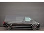 Volkswagen Transporter 2.0 TDI L2H1 30 DC BULLI 150PK DUBBEL CABINE / LEDEREN BEKLEDING / PDC / VERLAGINGSVEREN / APPLE CARPLAY /