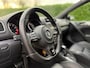 Volkswagen Golf 2.0 R 4-Motion Automaat | Dynaudio | Schuif-/Kanteldak | BearLock | Camera | Navi | Stoelverwarming | Xenon | PDC