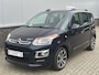 Citroën C3 Picasso 1.2 PureTech Exclusive | Panorama | Leer | Dealer onderhouden | Nwe Distr- Riem | Camera | Stoelverwarming | Interesse, Proefrit? Bel of app met: 06-24 28 28 42