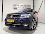 Volkswagen Tiguan 2.0 TSI DSG 4Motion Highline "2X R-Line" Pano Trekhaak Virtual Carplay 360Camera Leer Head-up Adaptive-cruise