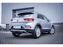 Volkswagen T-Roc Life Edition | 'App-Connect' draadloze smartphone integratie | 'App-Connect' smartphone integratie | Afstandscontrolesysteem (Front Assist)