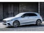 Mercedes-Benz A-klasse 250e AMG ** LED, MBUX+, 19-inch LMV, ADAPT. CRUISE, NIGHT PAKKET ** 1e EIG - UNFALLFREI - JUNGE STERNE ** ** INFORMEER OOK NAAR ONZE AANTREKKELIJKE FINANCIAL-LEASE TARIEVEN **