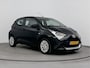Toyota Aygo 1.0 VVT-i x-play limited | Parkeercamera | NL-Auto | Dealeronderhouden | 1E Eig | APK 10-2027 |