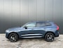 Volvo XC60 T6 Plug-in hybrid AWD Plus Black Edition | Direct Beschikbaar | Panoramadak | 360 Camera | Head-Up | Harman/Kardon | Elektrische Stoelen | Stoelverwarming