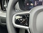 Volvo XC60 T6 Plug-in hybrid AWD Plus Black Edition | Direct Beschikbaar | Panoramadak | 360 Camera | Head-Up | Harman/Kardon | Elektrische Stoelen | Stoelverwarming