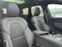Volvo XC60 T6 Plug-in hybrid AWD Plus Black Edition | Direct Beschikbaar | Panoramadak | 360 Camera | Head-Up | Harman/Kardon | Elektrische Stoelen | Stoelverwarming