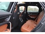 Jaguar F-Pace 2.0 P400e PHEV R-Dynamic HSE / Panoramadak / Camera / Head-up / Kuipstoelen / Meridian / Keyless / 21'' / Matrix LED / CarPlay / Stuur+Stoelverwarming / DAB / Dodehoek / ACC