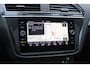 Volkswagen Tiguan Allspace 1.5 TSI Highline Business R-line / Trekhaak / Panoramadak / 360Camera / Leder / Keyless / 20'' / CarPlay / Stoelverwarming / DAB / Dodehoek / ACC